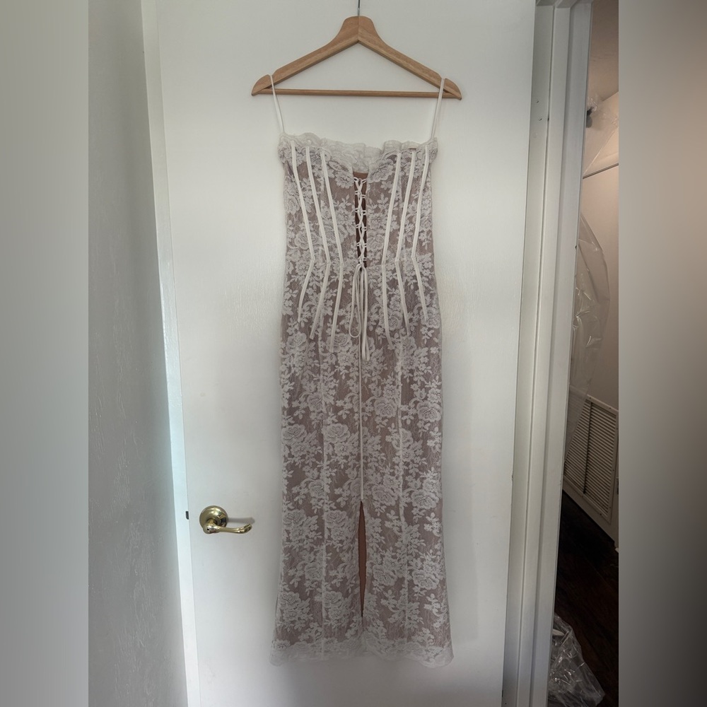V Chapman Capulet Dress - Picture 5 of 7